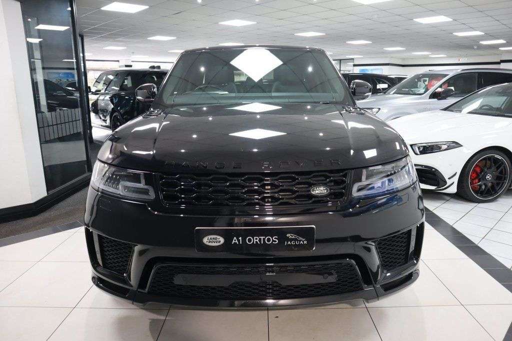 A 2021 LAND ROVER RANGE ROVER SPORT 3.0 D300 MHEV HSE Dynamic Black SUV 5dr Diesel Auto 4WD Euro 6 (s/s) (300 p A 2021 LAND ROVER RANGE ROVER SPORT 3.0 D300 MHEV HSE Dynamic Black SUV 5dr Diesel Auto 4WD Euro 6 (s/s) (300 p