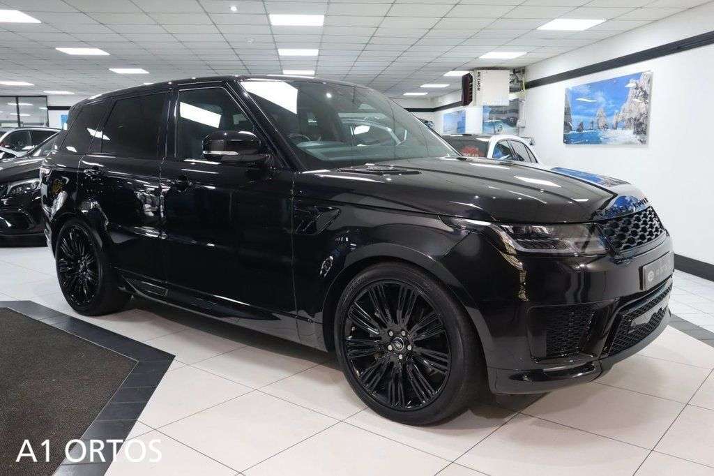 A 2021 LAND ROVER RANGE ROVER SPORT 3.0 D300 MHEV HSE Dynamic Black SUV 5dr Diesel Auto 4WD Euro 6 (s/s) (300 p A 2021 LAND ROVER RANGE ROVER SPORT 3.0 D300 MHEV HSE Dynamic Black SUV 5dr Diesel Auto 4WD Euro 6 (s/s) (300 p