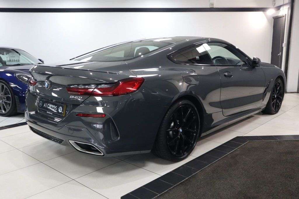2021 BMW 8 SERIES 2021 BMW 8 SERIES