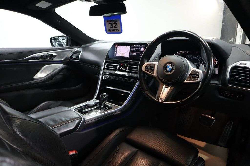 2021 BMW 8 SERIES 2021 BMW 8 SERIES