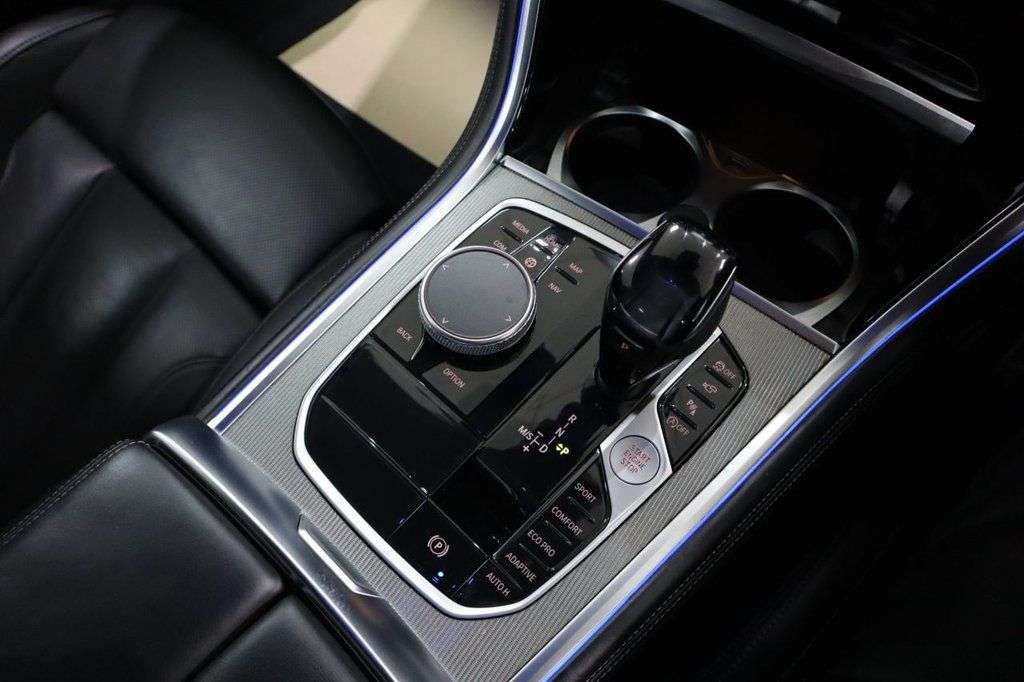 2021 BMW 8 SERIES 2021 BMW 8 SERIES