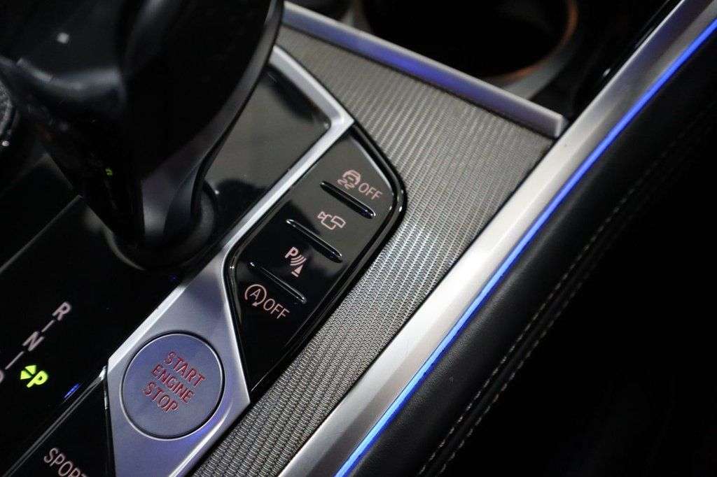 2021 BMW 8 SERIES 2021 BMW 8 SERIES
