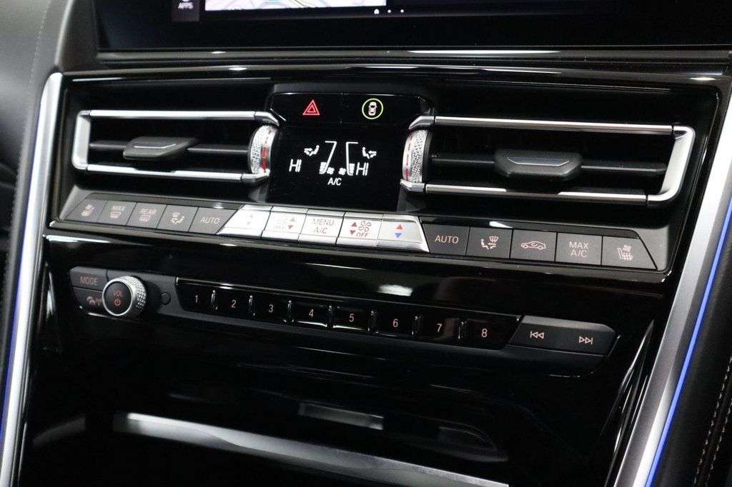 2021 BMW 8 SERIES 2021 BMW 8 SERIES