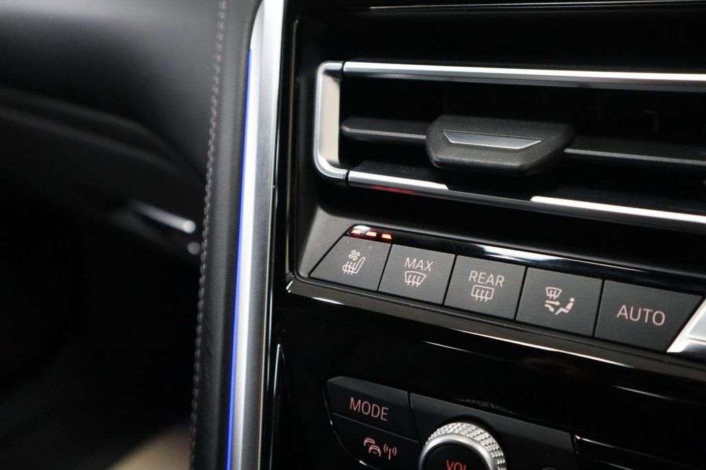 2021 BMW 8 SERIES 2021 BMW 8 SERIES