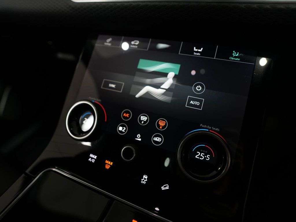2020 LAND ROVER RANGE ROVER VELAR 2020 LAND ROVER RANGE ROVER VELAR