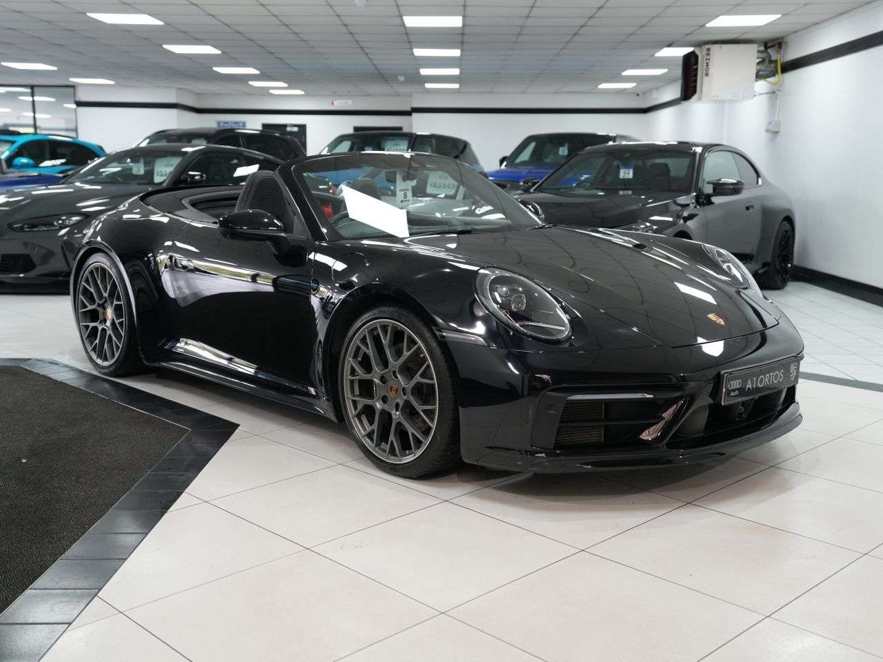 A 2019 PORSCHE 911 3.0T 992 Carrera 4S Convertible 2dr Petrol PDK 4WD Euro 6 (s/s) (450 ps) 1 A 2019 PORSCHE 911 3.0T 992 Carrera 4S Convertible 2dr Petrol PDK 4WD Euro 6 (s/s) (450 ps) 1