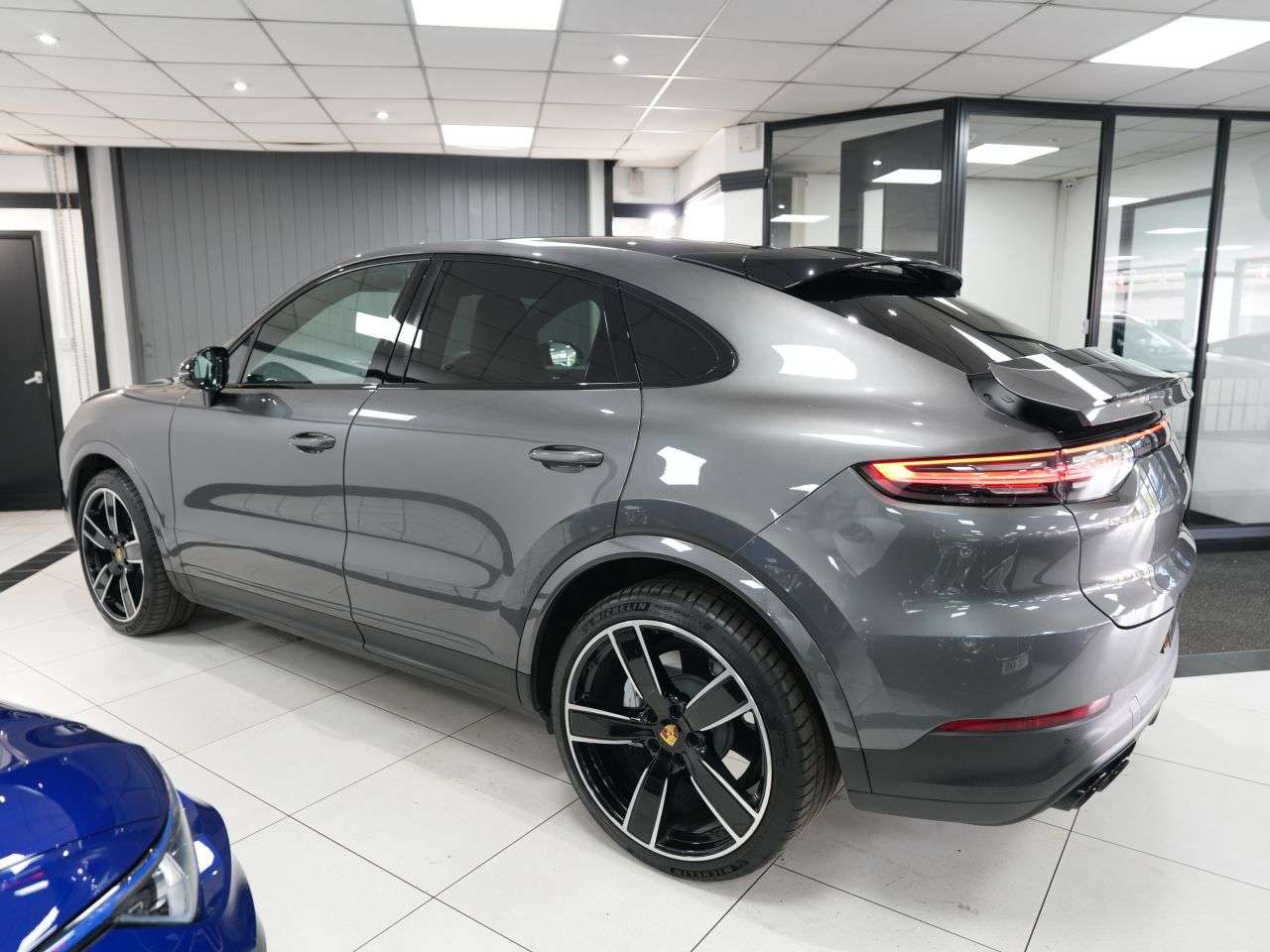 2020 PORSCHE CAYENNE 2020 PORSCHE CAYENNE