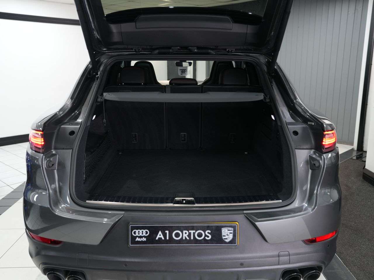2020 PORSCHE CAYENNE 2020 PORSCHE CAYENNE