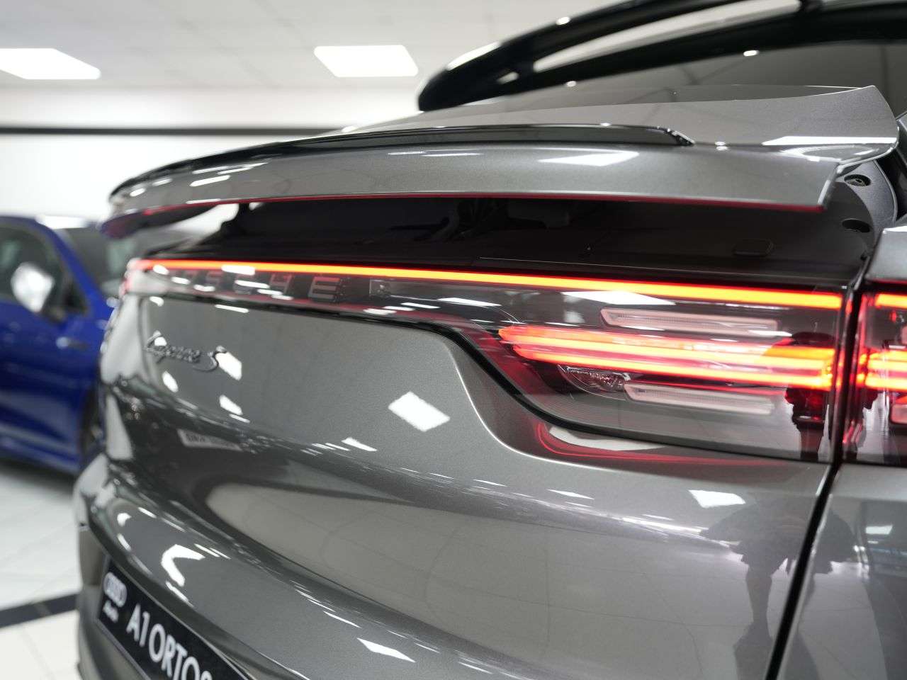 2020 PORSCHE CAYENNE 2020 PORSCHE CAYENNE