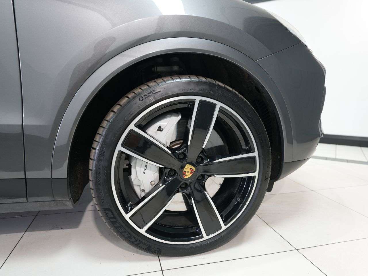 2020 PORSCHE CAYENNE 2020 PORSCHE CAYENNE