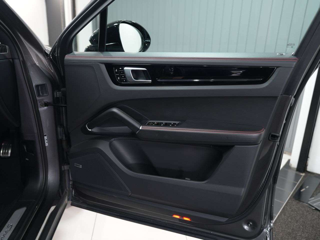 2020 PORSCHE CAYENNE 2020 PORSCHE CAYENNE