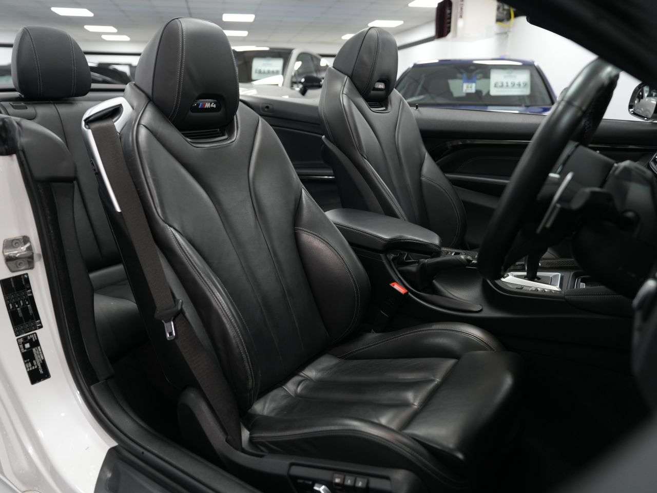 A 2020 BMW M4 3.0 BiTurbo GPF Convertible 2dr Petrol DCT Euro 6 (s/s) (431 ps) MINERAL+HU A 2020 BMW M4 3.0 BiTurbo GPF Convertible 2dr Petrol DCT Euro 6 (s/s) (431 ps) MINERAL+HU