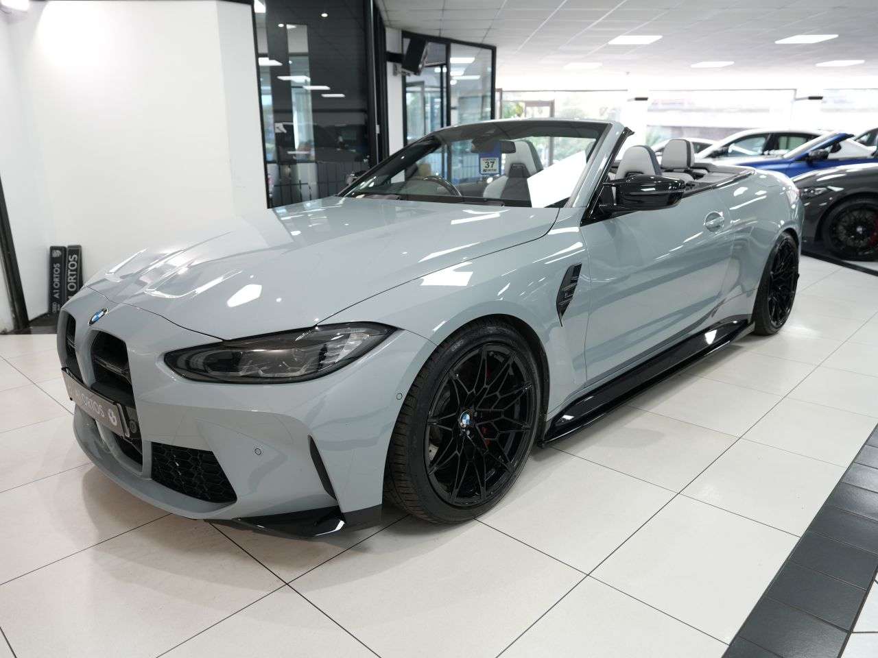 A 2022 BMW M4 3.0 BiTurbo Competition Convertible 2dr Petrol Steptronic M xDrive Euro 6 ( A 2022 BMW M4 3.0 BiTurbo Competition Convertible 2dr Petrol Steptronic M xDrive Euro 6 (