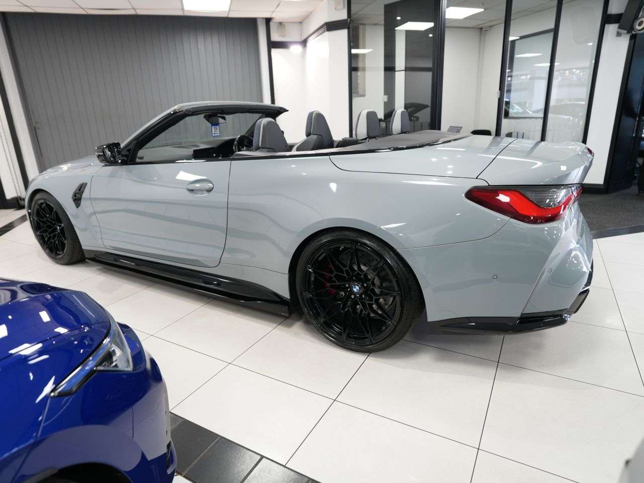 2022 BMW M4 2022 BMW M4