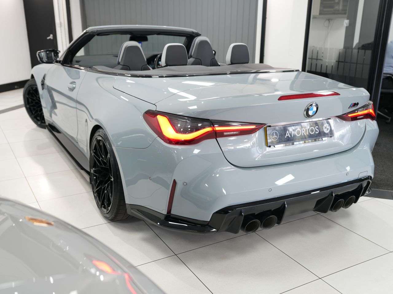 2022 BMW M4 2022 BMW M4