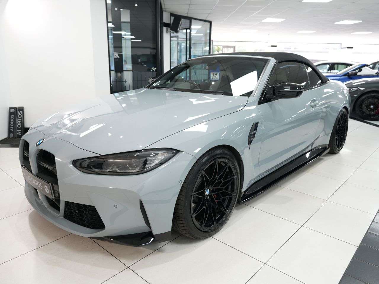 2022 BMW M4 2022 BMW M4