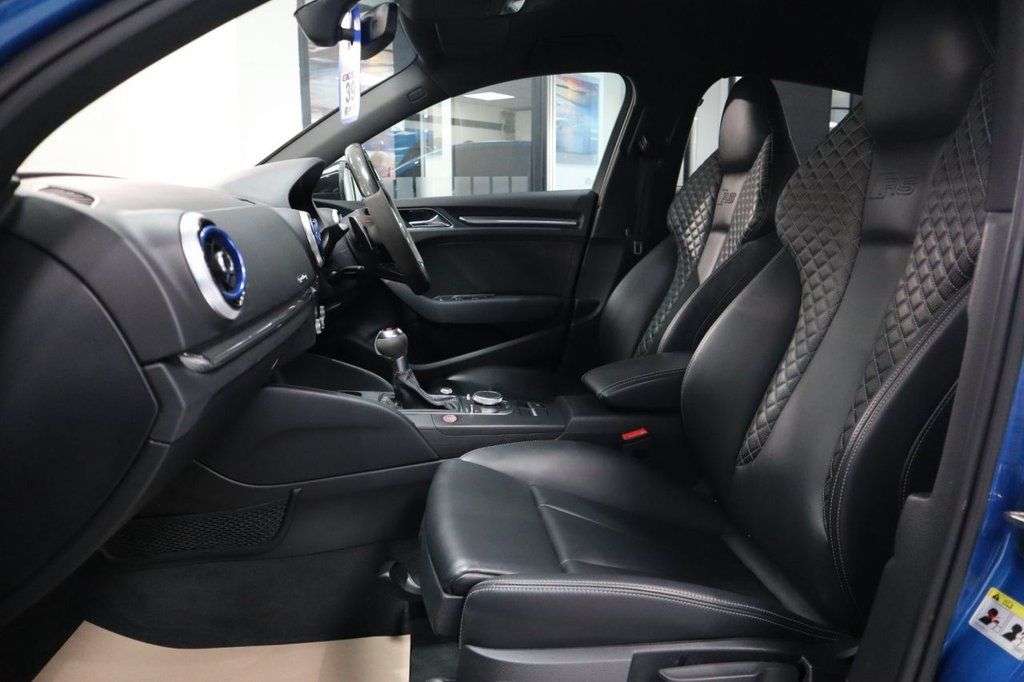 2018 AUDI RS3 2018 AUDI RS3