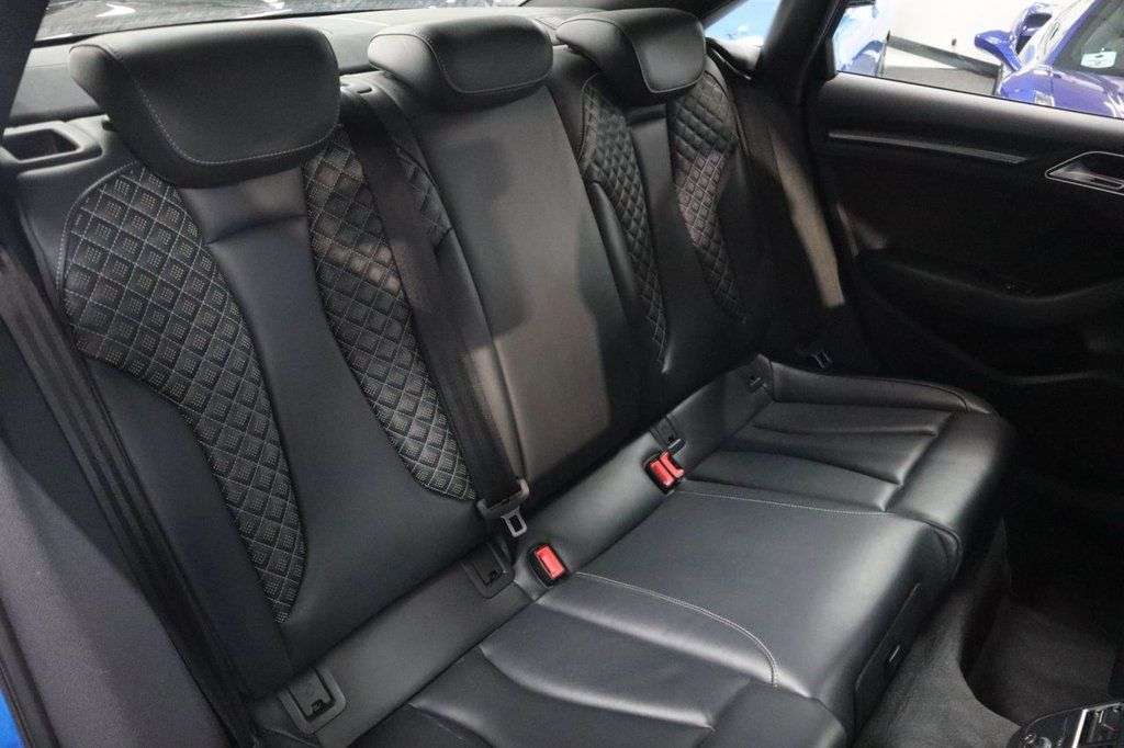 2018 AUDI RS3 2018 AUDI RS3