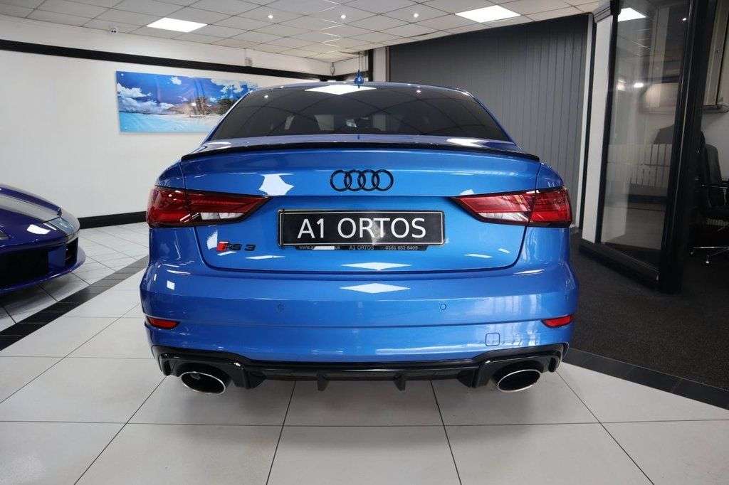 2018 AUDI RS3 2018 AUDI RS3