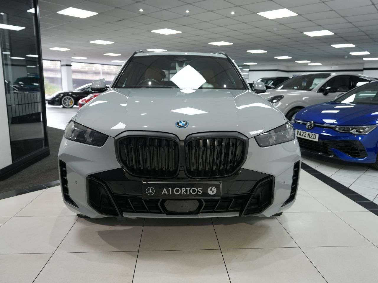 A 2023 BMW X5 3.0 50e 25.7kWh M Sport SUV 5dr Petrol Plug-in Hybrid Steptronic xDrive Eur A 2023 BMW X5 3.0 50e 25.7kWh M Sport SUV 5dr Petrol Plug-in Hybrid Steptronic xDrive Eur