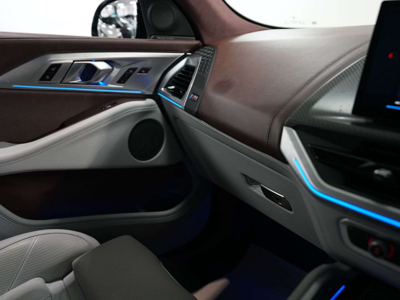 2025 BMW XM 2025 BMW XM