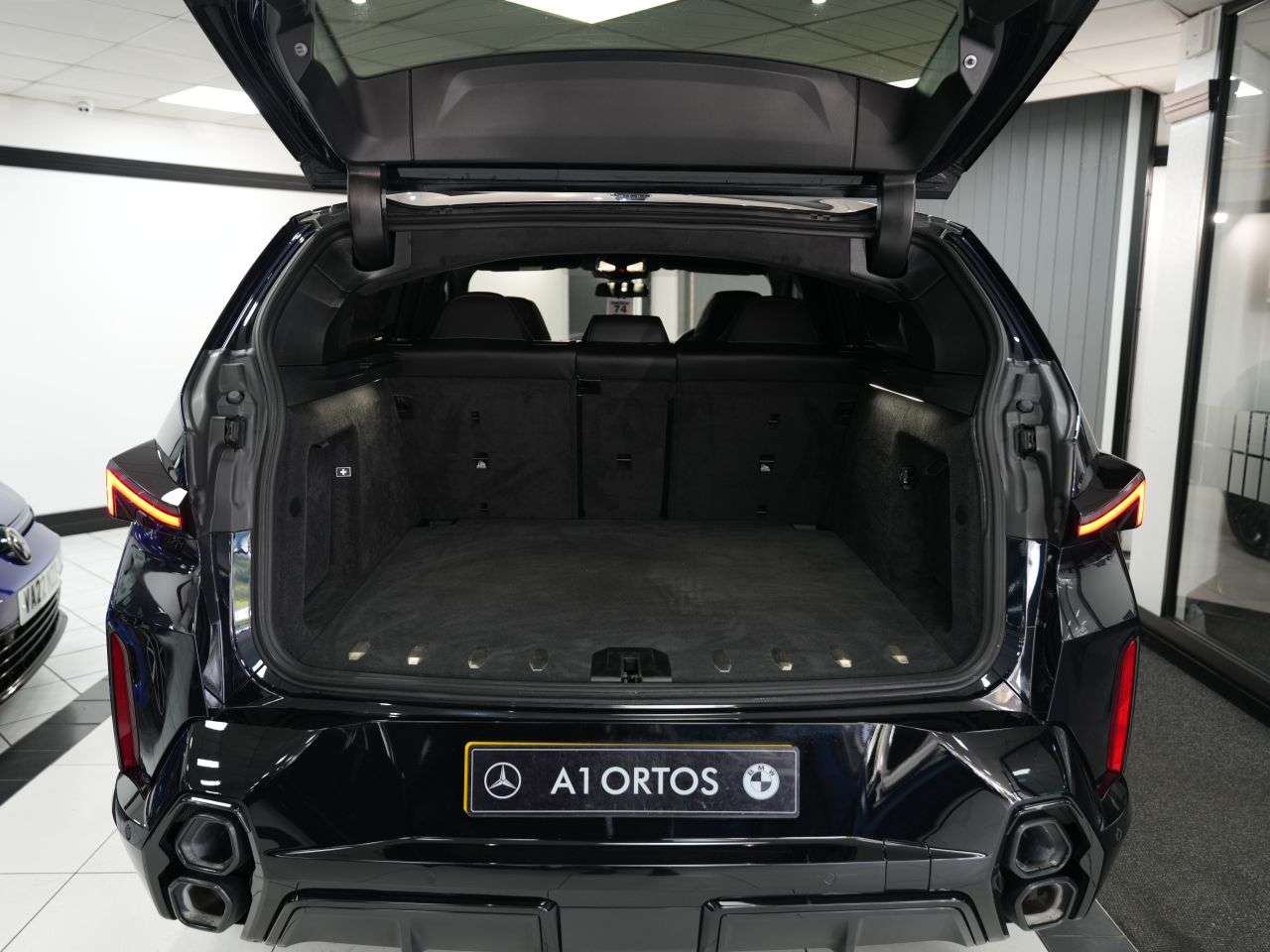 2025 BMW XM 2025 BMW XM