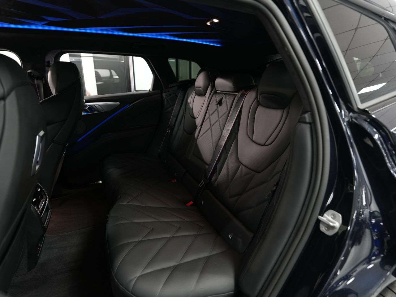 2025 BMW XM 2025 BMW XM