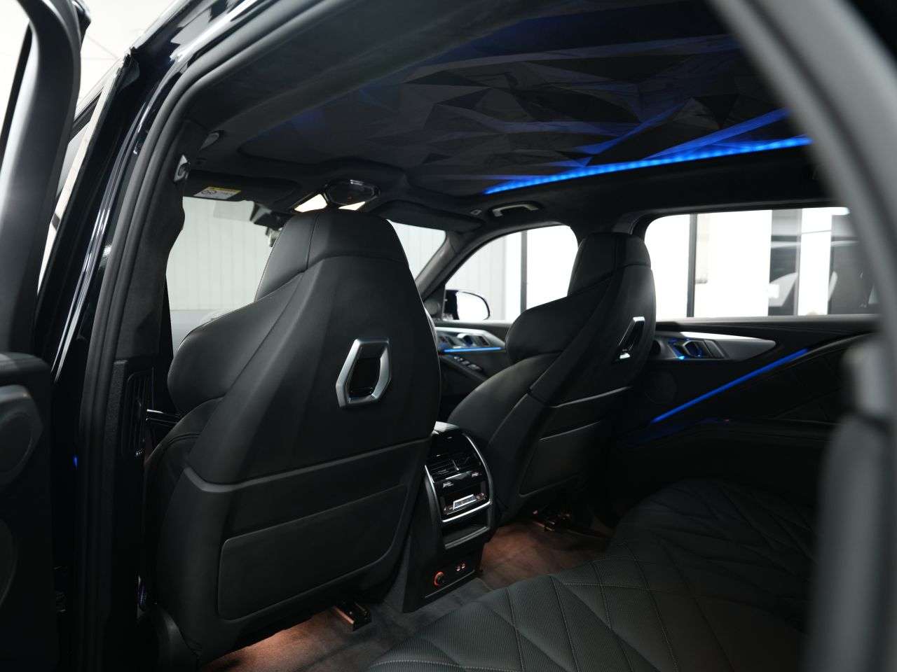 2025 BMW XM 2025 BMW XM