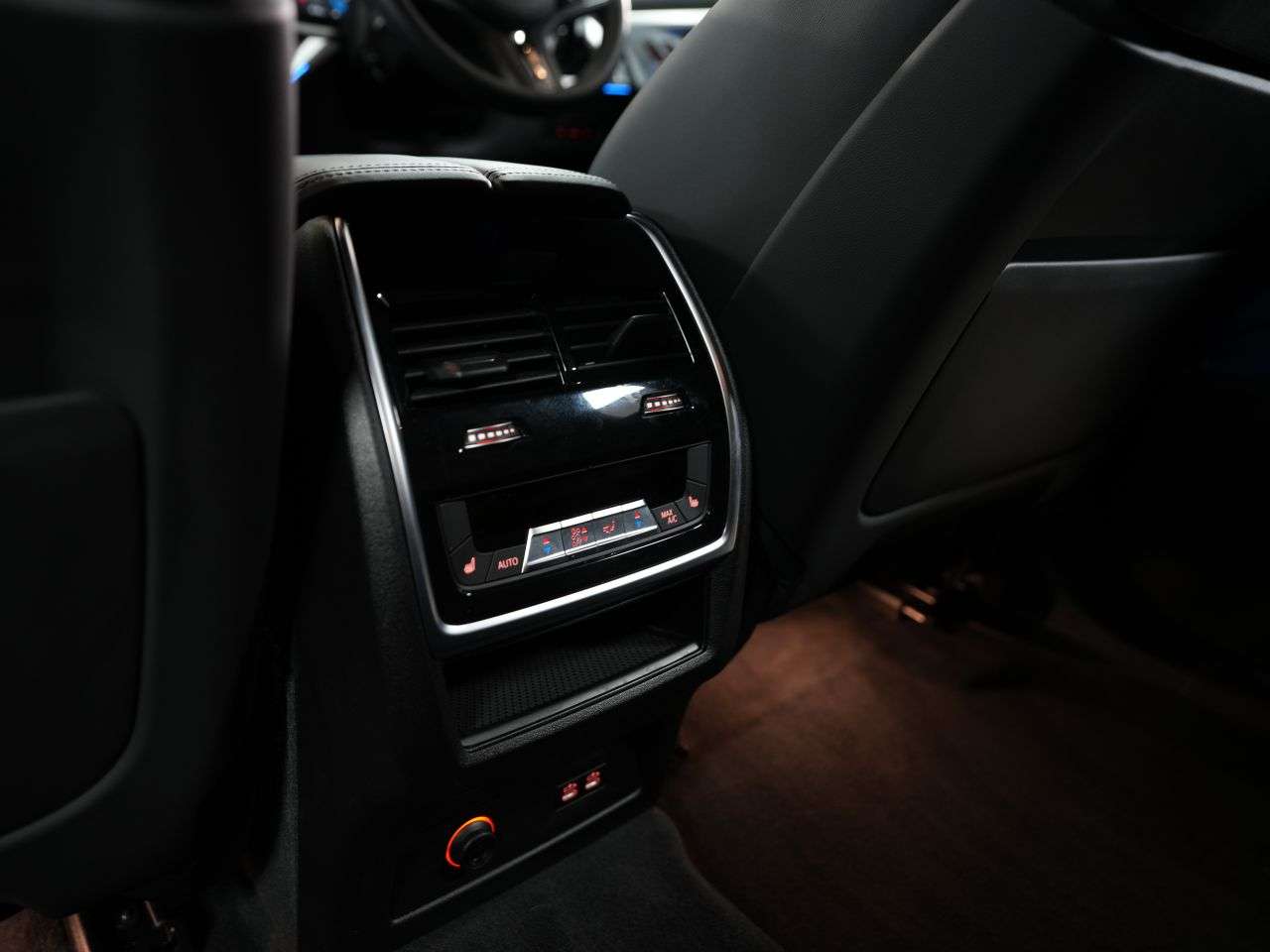 2025 BMW XM 2025 BMW XM