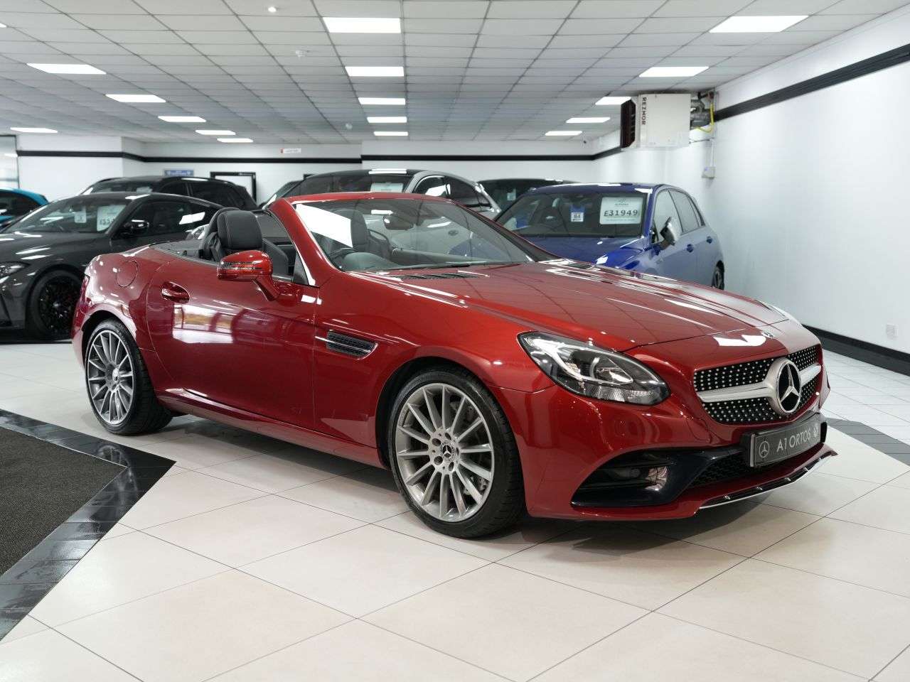 A 2017 MERCEDES-BENZ SLC 2.0 SLC200 AMG Line Convertible 2dr Petrol G-Tronic Euro 6 (s/s) (184 ps) F A 2017 MERCEDES-BENZ SLC 2.0 SLC200 AMG Line Convertible 2dr Petrol G-Tronic Euro 6 (s/s) (184 ps) F
