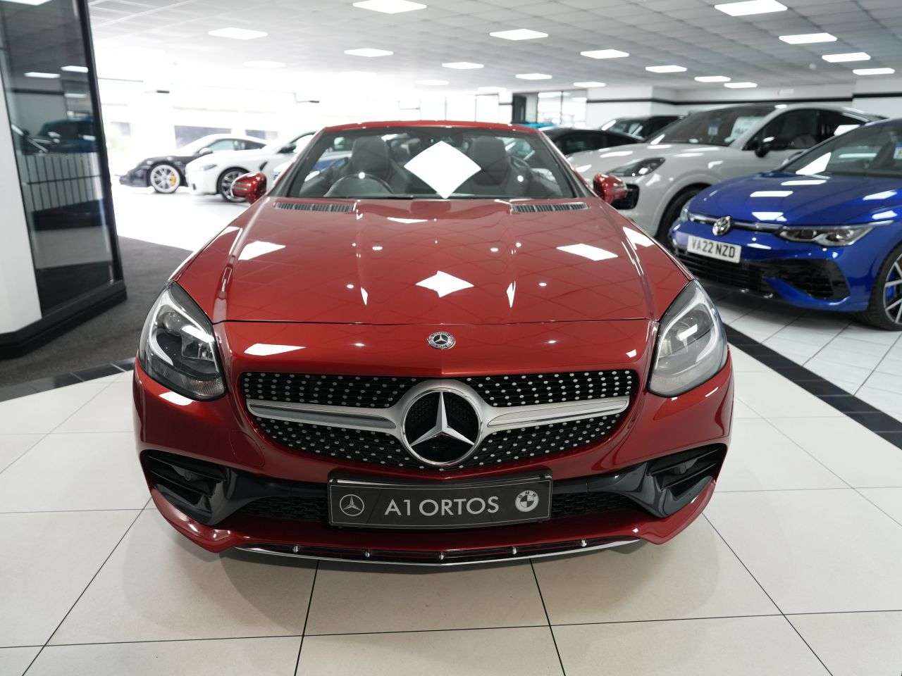A 2017 MERCEDES-BENZ SLC 2.0 SLC200 AMG Line Convertible 2dr Petrol G-Tronic Euro 6 (s/s) (184 ps) F A 2017 MERCEDES-BENZ SLC 2.0 SLC200 AMG Line Convertible 2dr Petrol G-Tronic Euro 6 (s/s) (184 ps) F
