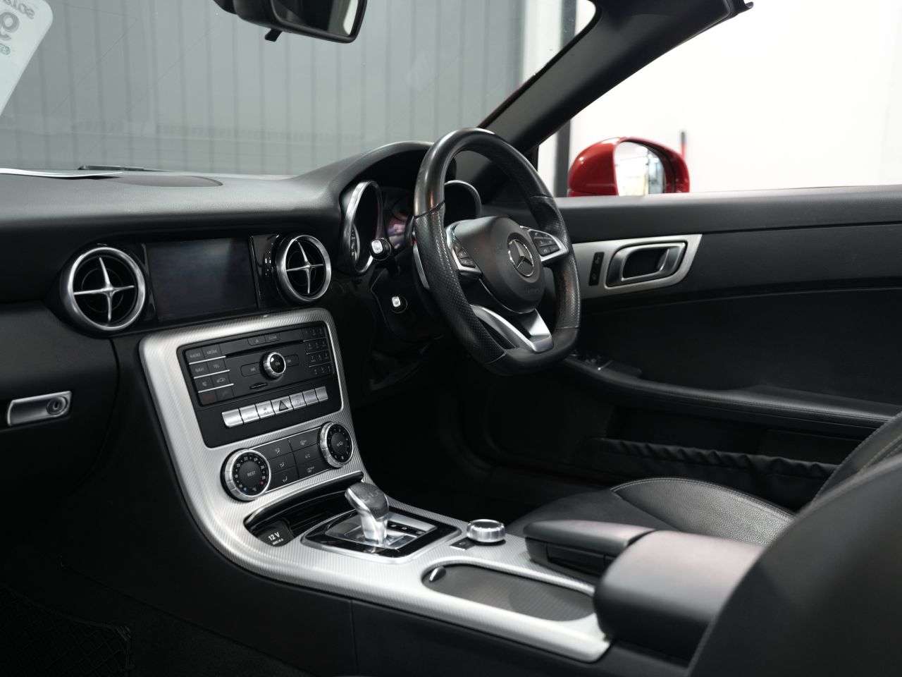 A 2017 MERCEDES-BENZ SLC 2.0 SLC200 AMG Line Convertible 2dr Petrol G-Tronic Euro 6 (s/s) (184 ps) F A 2017 MERCEDES-BENZ SLC 2.0 SLC200 AMG Line Convertible 2dr Petrol G-Tronic Euro 6 (s/s) (184 ps) F