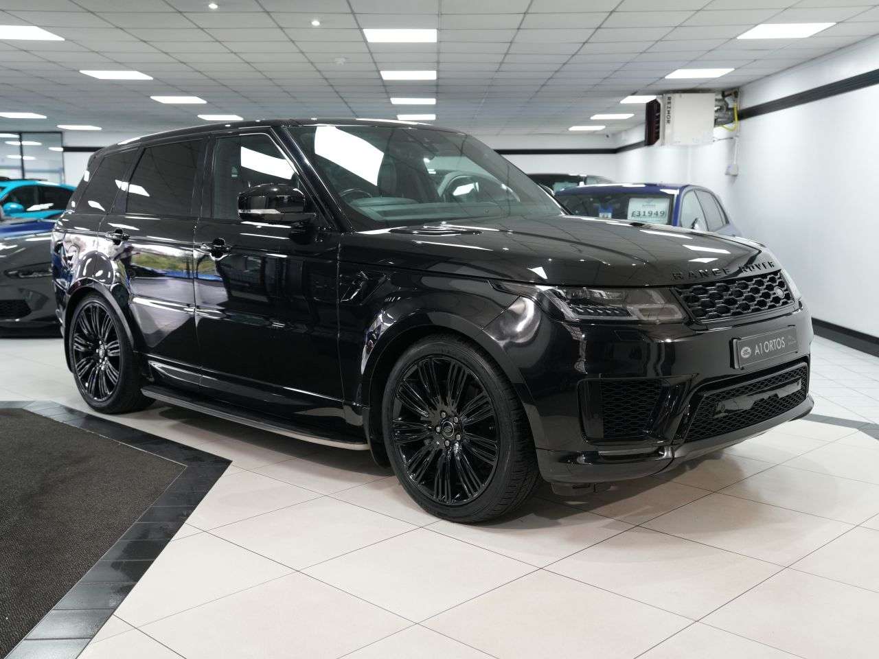 A 2021 LAND ROVER RANGE ROVER SPORT 3.0 D300 MHEV HSE Dynamic Black SUV 5dr Diesel Auto 4WD Euro 6 (s/s) (300 p A 2021 LAND ROVER RANGE ROVER SPORT 3.0 D300 MHEV HSE Dynamic Black SUV 5dr Diesel Auto 4WD Euro 6 (s/s) (300 p