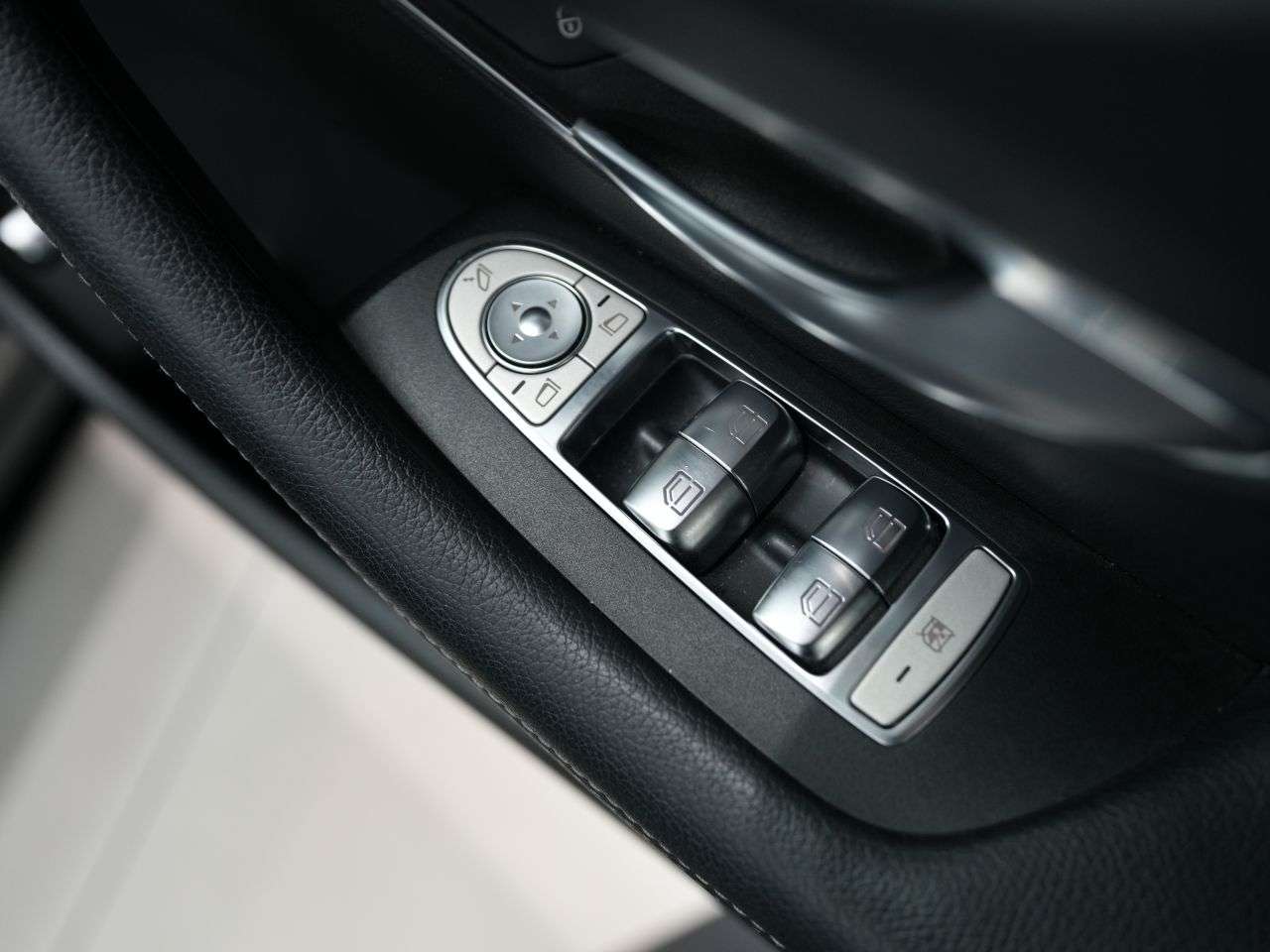 2018 MERCEDES-BENZ E CLASS 2018 MERCEDES-BENZ E CLASS