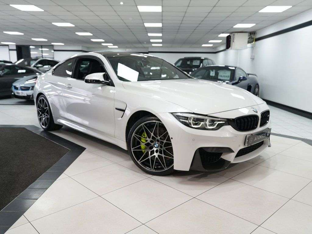 2018 BMW M4 2018 BMW M4