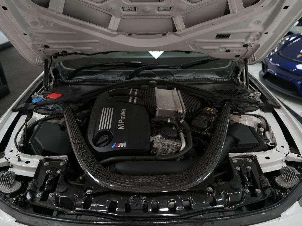 2018 BMW M4 2018 BMW M4