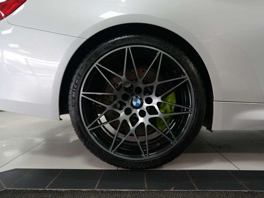 2018 BMW M4 2018 BMW M4