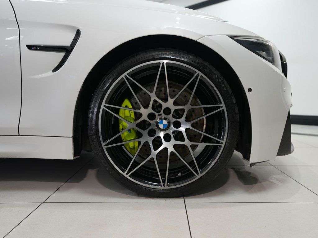2018 BMW M4 2018 BMW M4