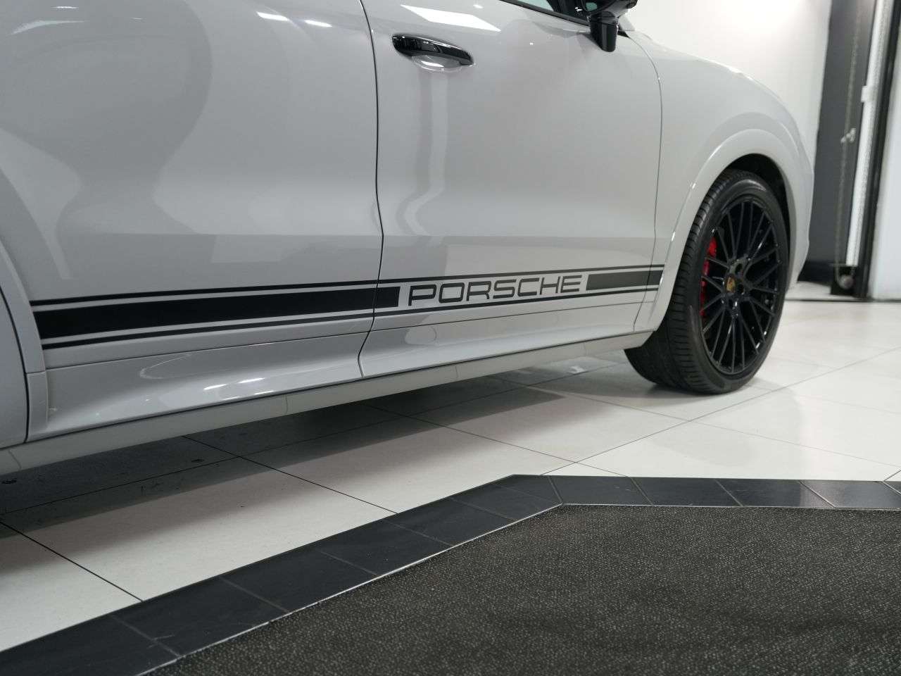2022 PORSCHE CAYENNE 2022 PORSCHE CAYENNE