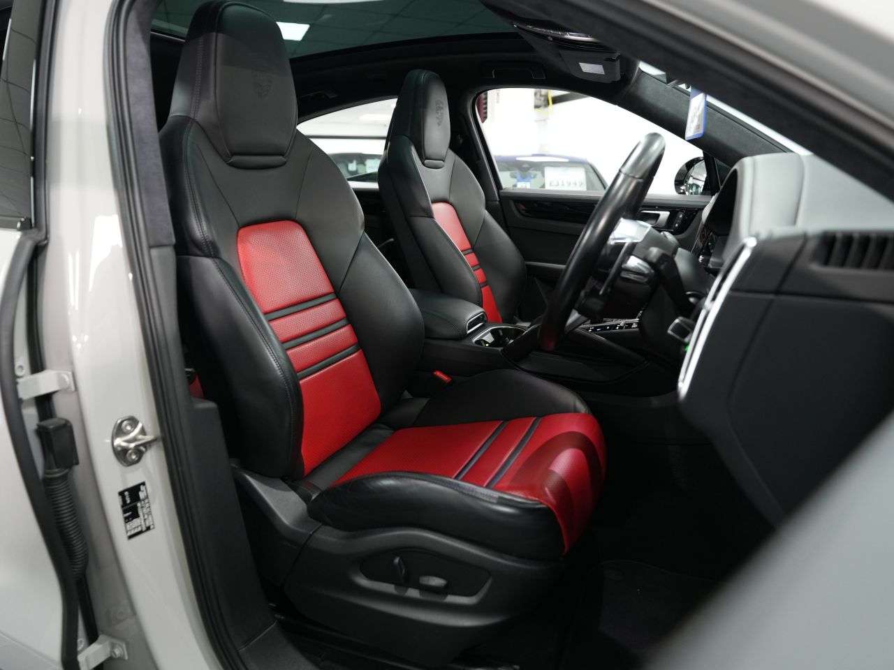 2022 PORSCHE CAYENNE 2022 PORSCHE CAYENNE