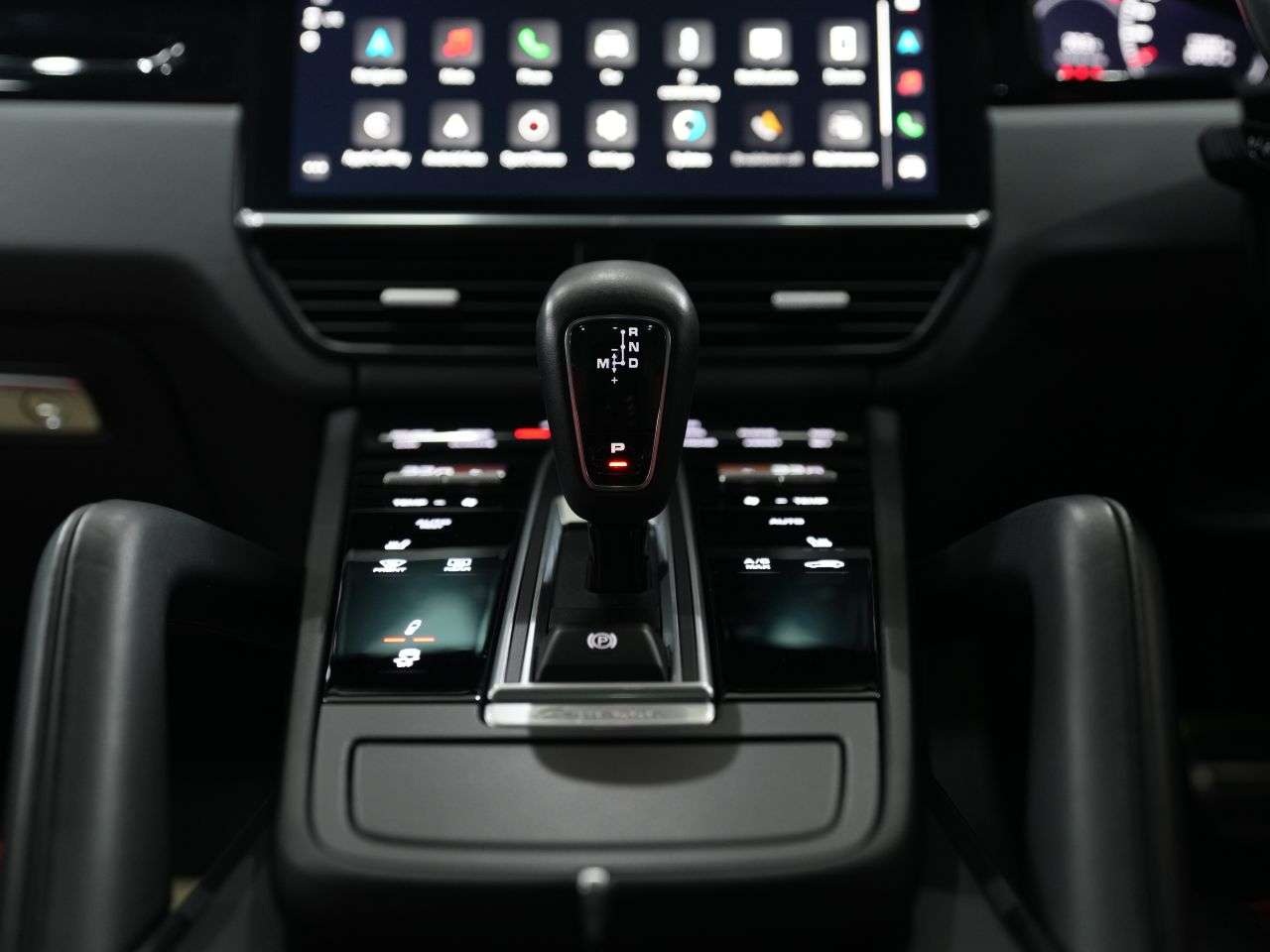 2022 PORSCHE CAYENNE 2022 PORSCHE CAYENNE