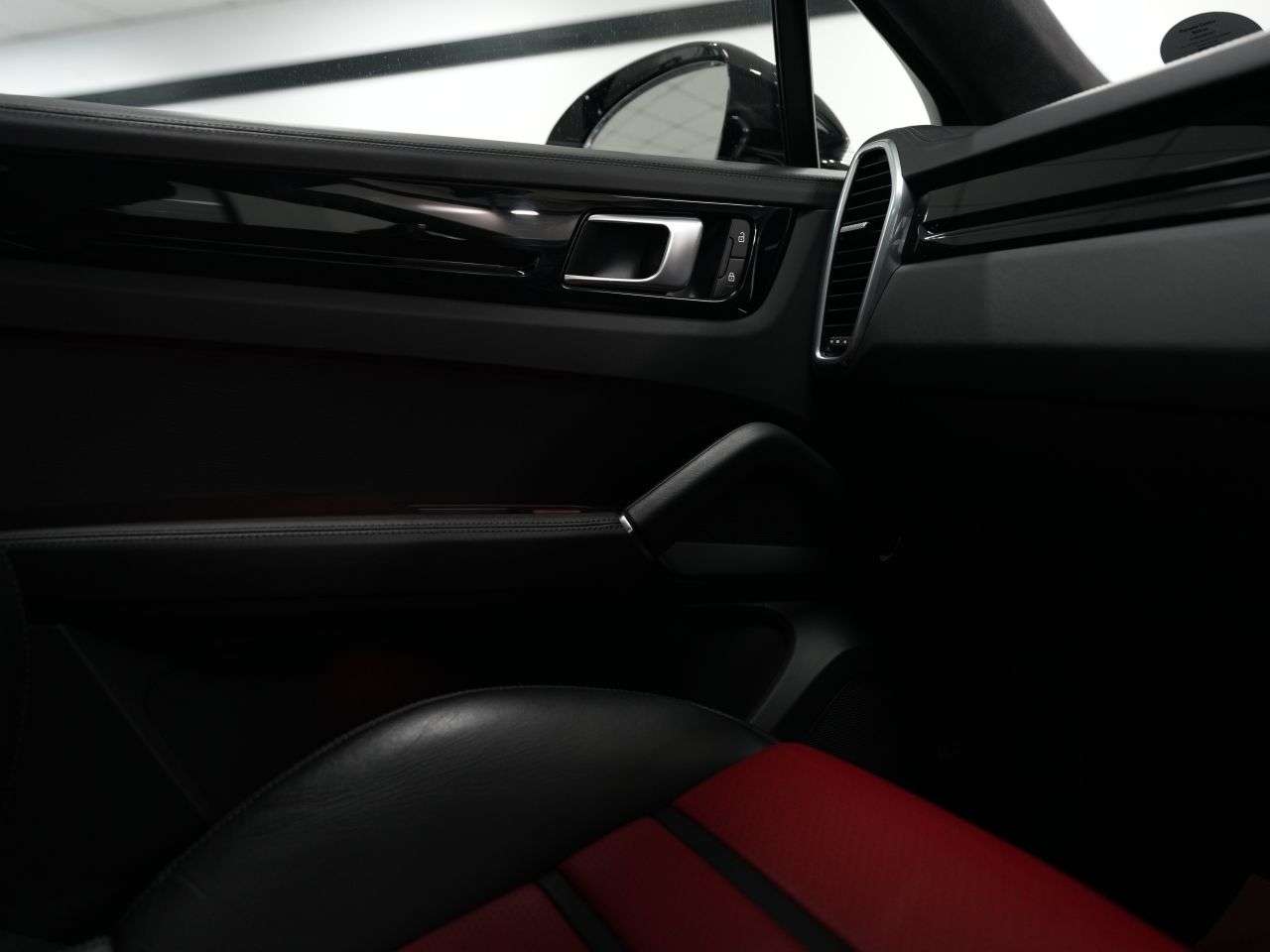 2022 PORSCHE CAYENNE 2022 PORSCHE CAYENNE