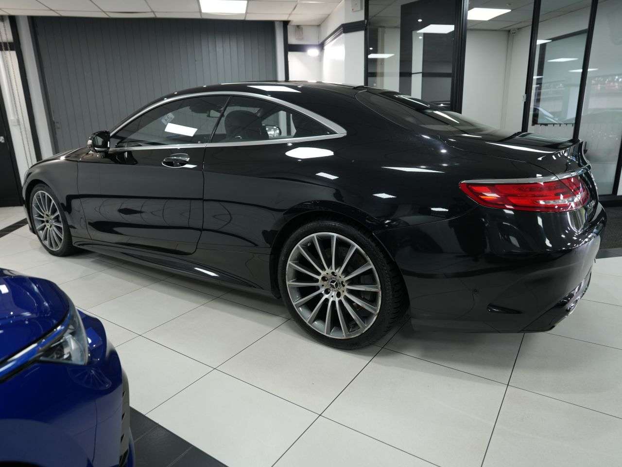 A 2017 MERCEDES-BENZ S CLASS 4.7 S500 V8 AMG Line (Premium) Coupe 2dr Petrol G-Tronic Euro 6 (s/s) (455 A 2017 MERCEDES-BENZ S CLASS 4.7 S500 V8 AMG Line (Premium) Coupe 2dr Petrol G-Tronic Euro 6 (s/s) (455