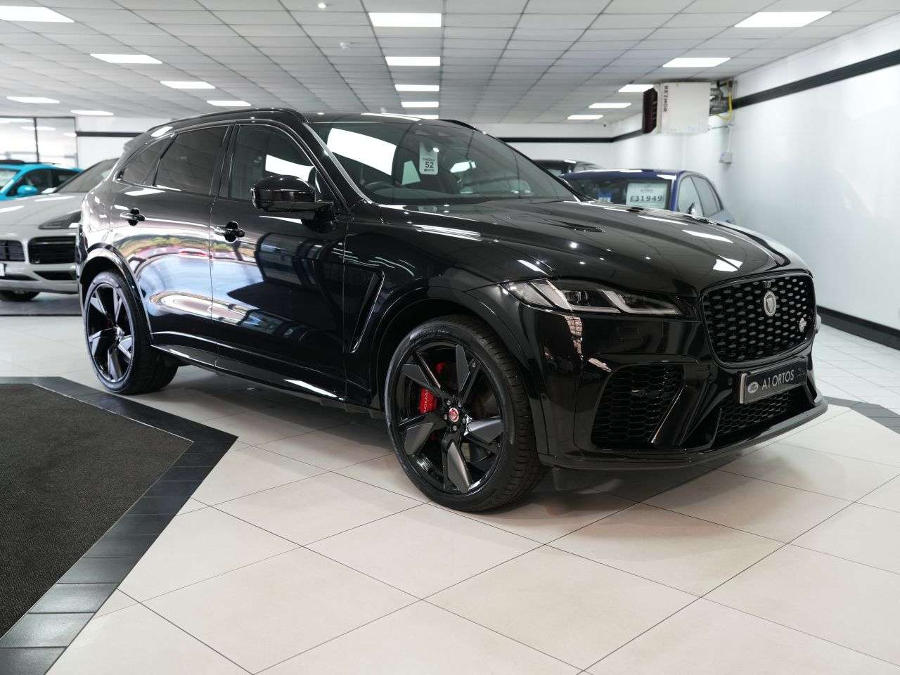 A 2022 JAGUAR F-PACE 5.0 P550 V8 SVR SUV 5dr Petrol Quickshift AWD Euro 6 (s/s) (550 ps) FACELIF A 2022 JAGUAR F-PACE 5.0 P550 V8 SVR SUV 5dr Petrol Quickshift AWD Euro 6 (s/s) (550 ps) FACELIF