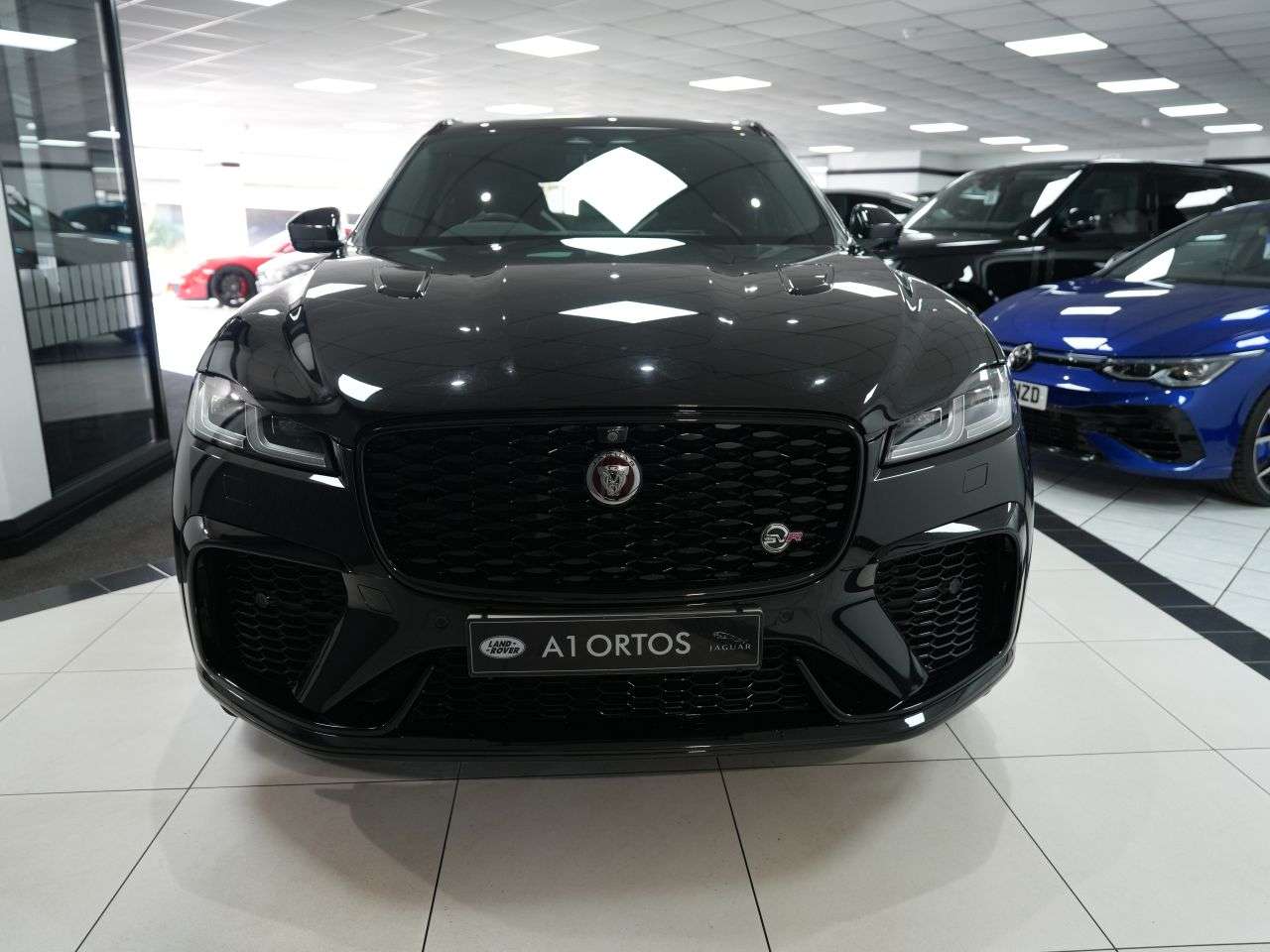 A 2022 JAGUAR F-PACE 5.0 P550 V8 SVR SUV 5dr Petrol Quickshift AWD Euro 6 (s/s) (550 ps) FACELIF A 2022 JAGUAR F-PACE 5.0 P550 V8 SVR SUV 5dr Petrol Quickshift AWD Euro 6 (s/s) (550 ps) FACELIF