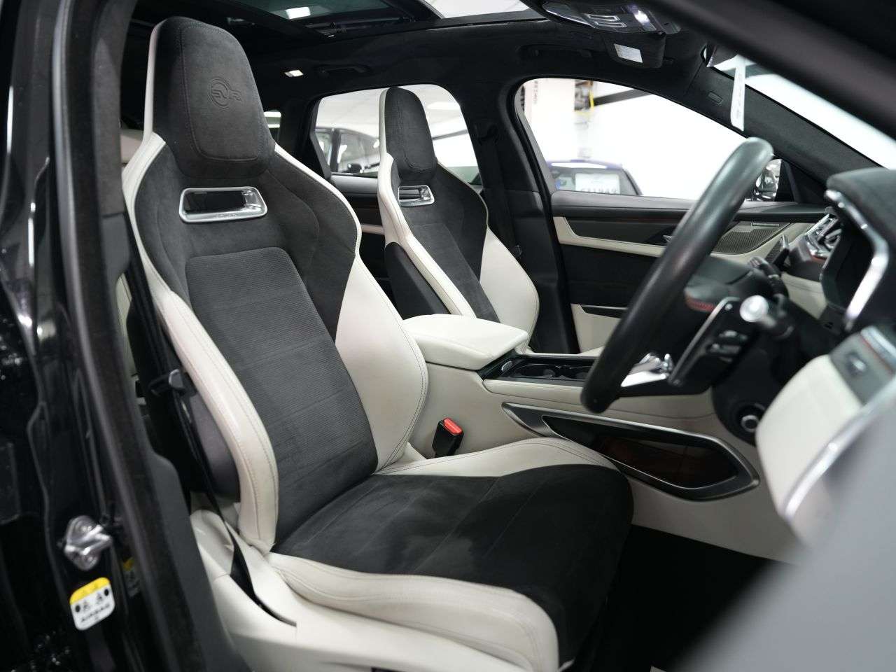 2022 JAGUAR F-PACE 2022 JAGUAR F-PACE