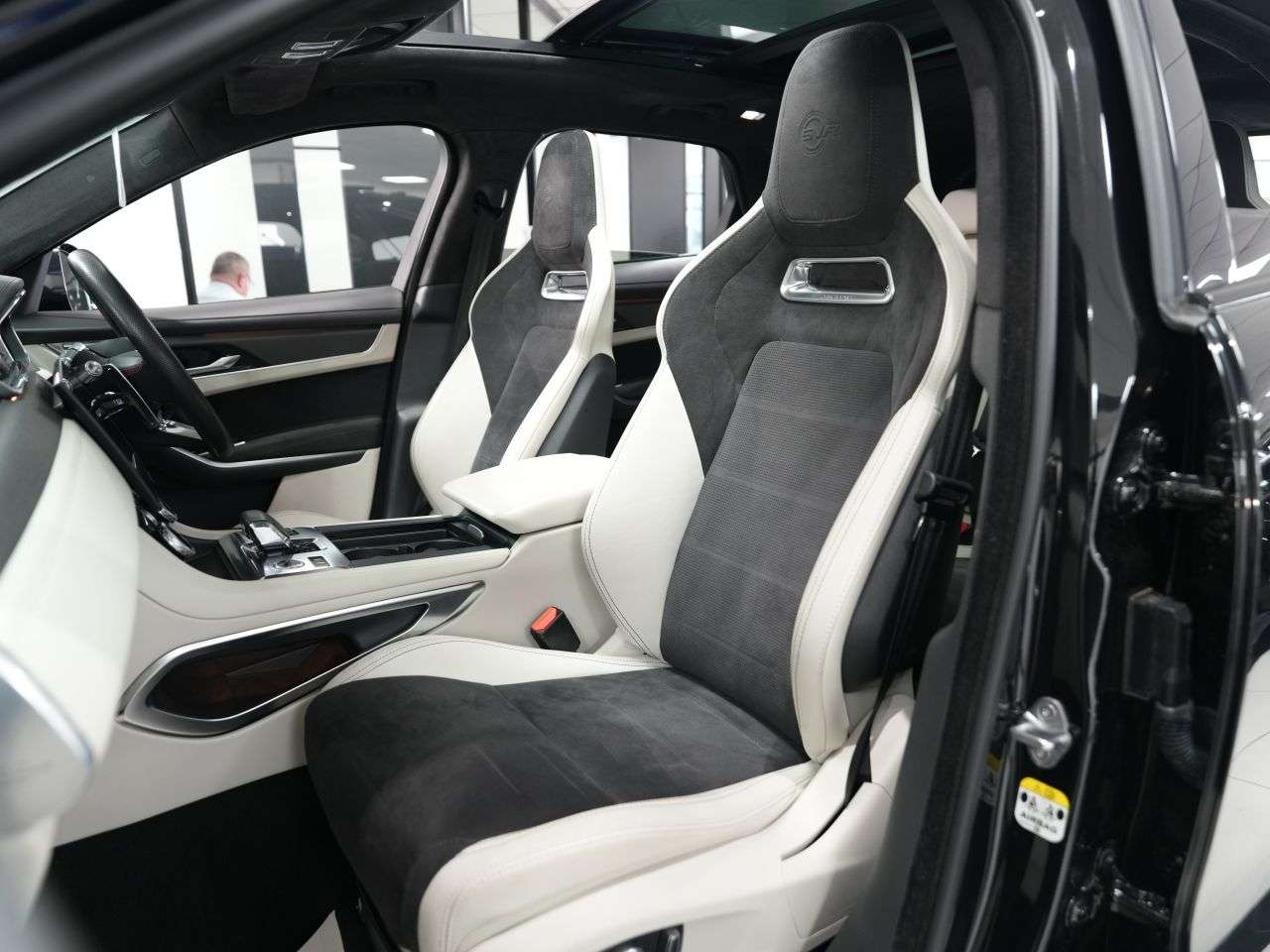 2022 JAGUAR F-PACE 2022 JAGUAR F-PACE
