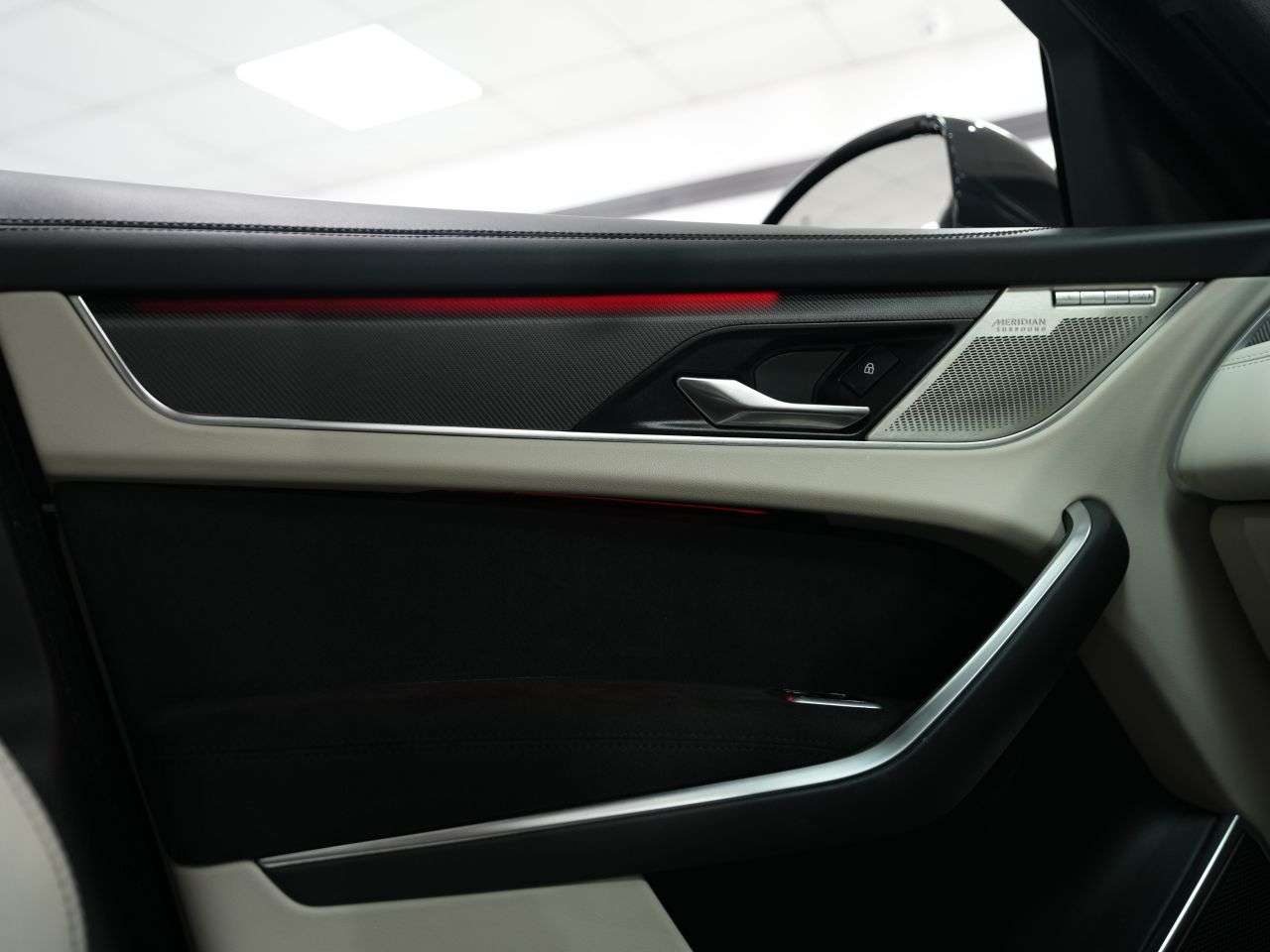 2022 JAGUAR F-PACE 2022 JAGUAR F-PACE