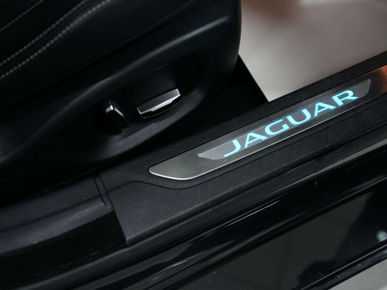 2021 JAGUAR XF 2021 JAGUAR XF