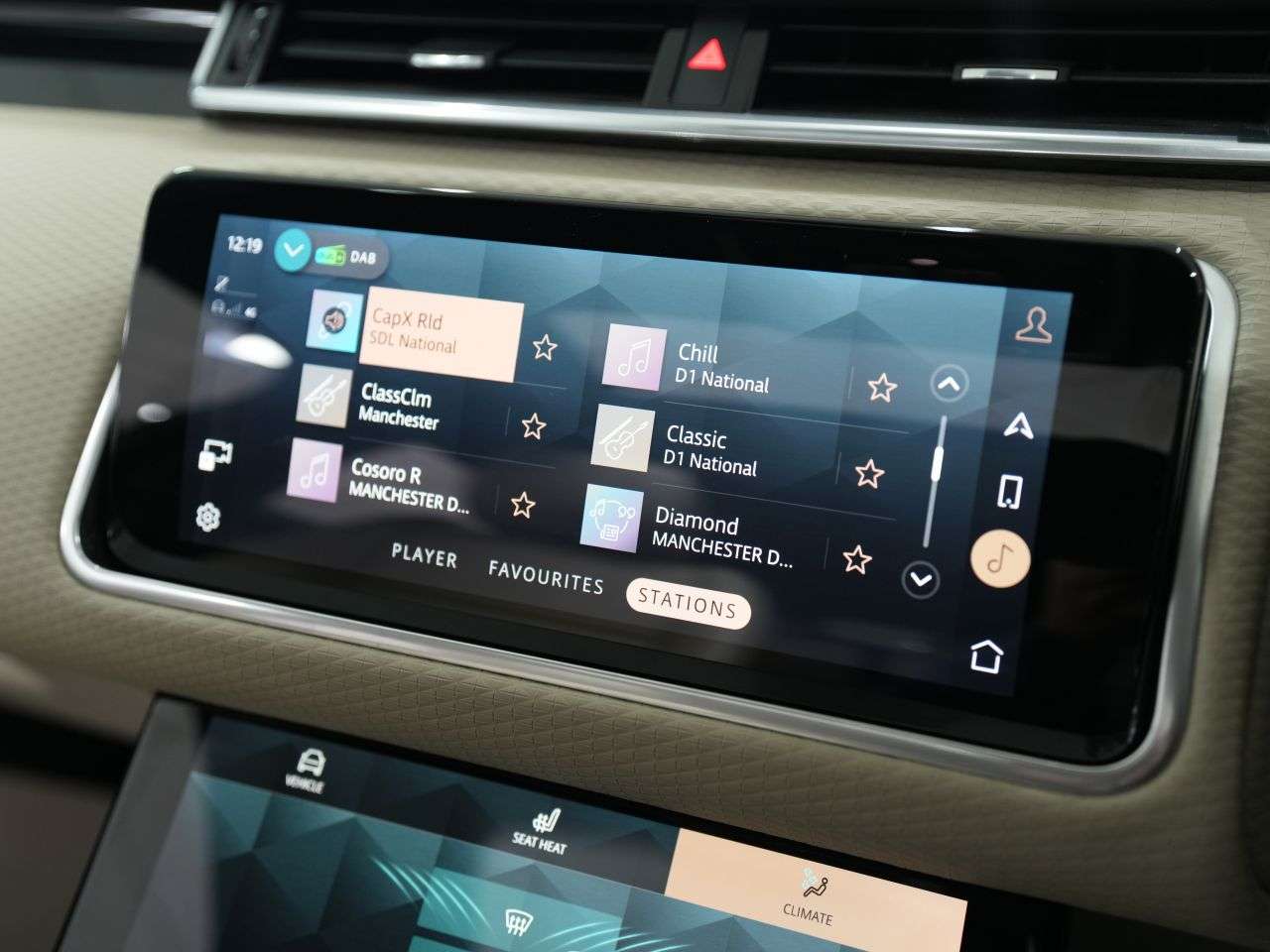 2022 LAND ROVER RANGE ROVER VELAR 2022 LAND ROVER RANGE ROVER VELAR